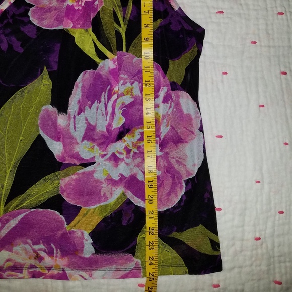 Woman's🌺dressy SP tank top - Picture 5 of 6